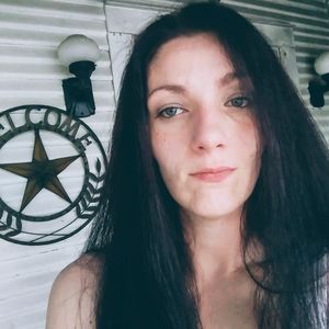 Meet your Posher, Ariel